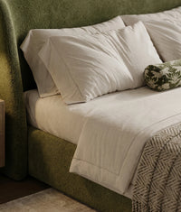 Marlowe Bed